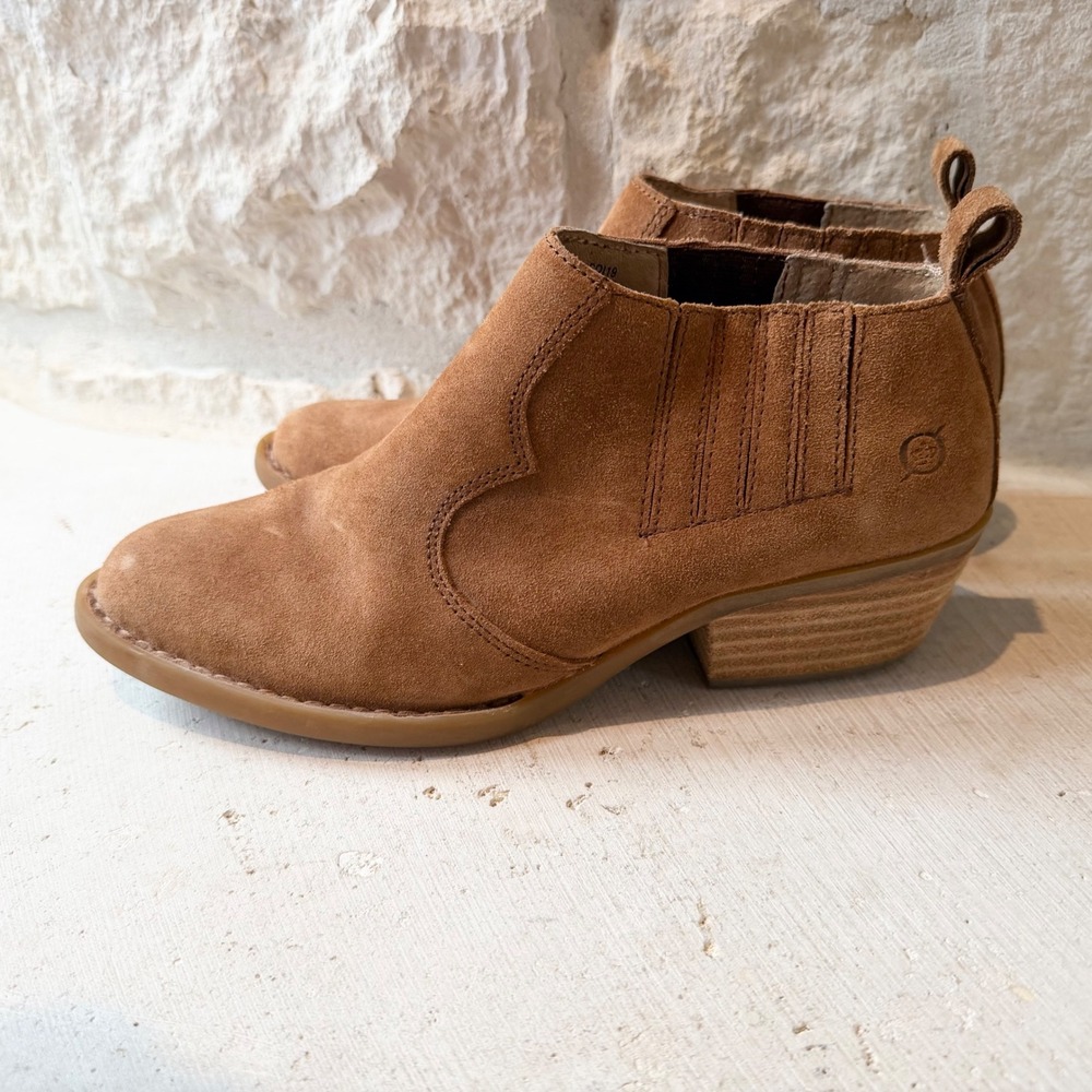 Born Womens Suede Wasatch Ankle Booties Cognac Brown Western Pointed Toe‎ 8.5M